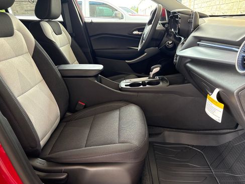 New 2026 Chevrolet Trax LS w/ LS Convenience Package FWD image 18