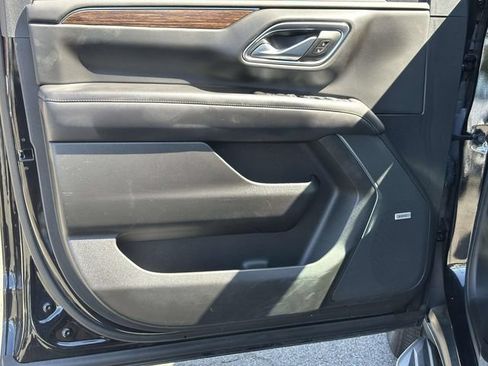 Used 2021 Chevrolet Tahoe High Country AWD/4WD image 13
