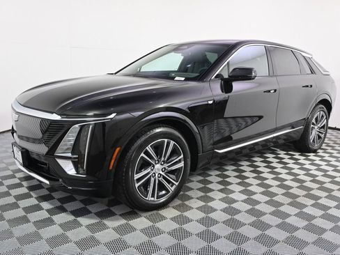 New 2026 Cadillac Lyriq Luxury w/ LPO, Floor Liner Package AWD/4WD image 2