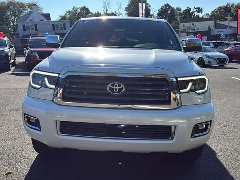 Used 2021 Toyota Sequoia Limited image 2