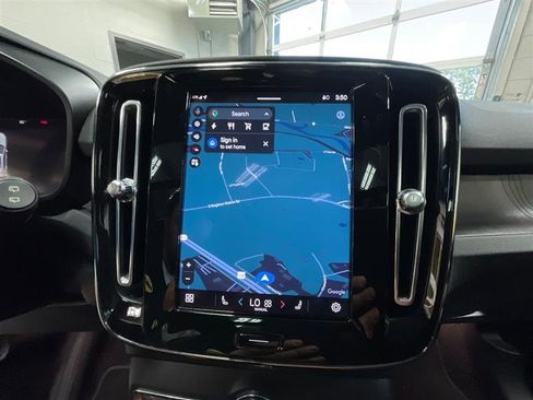 Used 2023 Volvo XC40 Recharge Plus AWD/4WD image 20