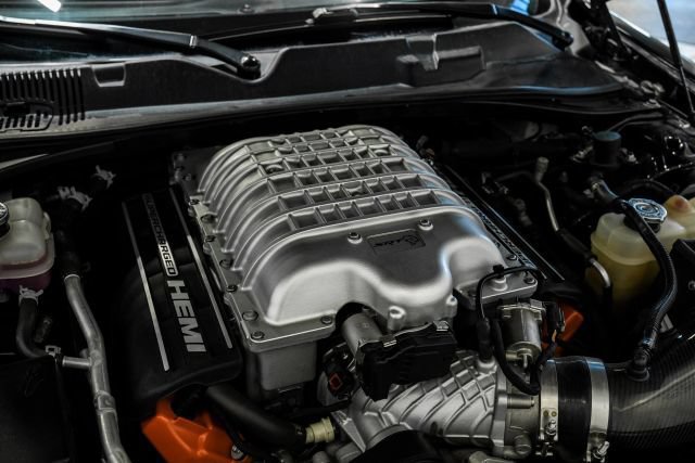 Used 2020 Dodge Challenger SRT Hellcat w/ Plus Package RWD image 44