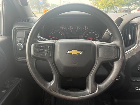 Used 2022 Chevrolet Silverado 1500 W/T RWD image 10