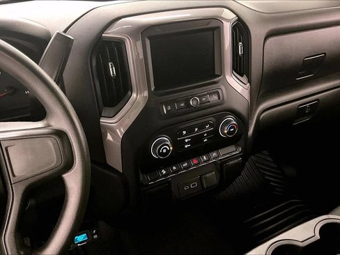 Used 2022 Chevrolet Silverado 1500 Custom Trail Boss AWD/4WD image 10