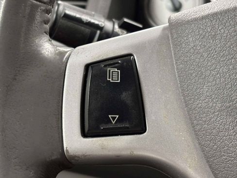 Used 2008 Chrysler Town & Country Limited w/ Trailer Tow Group FWD image 34
