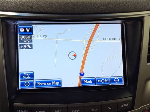 Used 2013 Lexus LX 570 4WD image 29