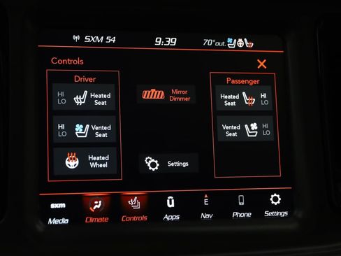 Used 2023 Dodge Challenger SXT w/ Plus Package RWD image 8