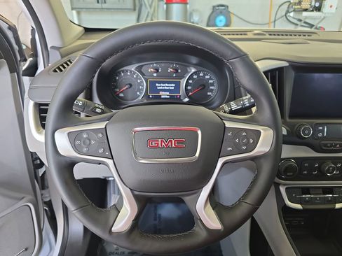 Used 2023 GMC Terrain SLT w/ Infotainment Package II image 20