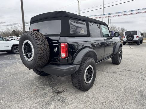 Used 2023 Ford Bronco Black Diamond w/ Sasquatch Package image 7
