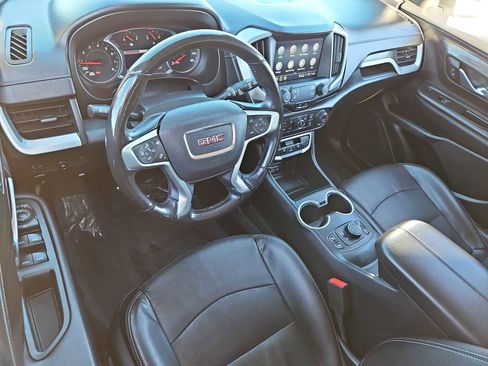 Used 2022 GMC Terrain SLT image 10