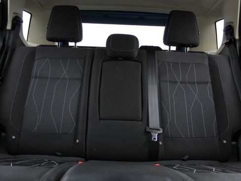 Used 2019 Ford EcoSport SE w/ SE Convenience Package image 13