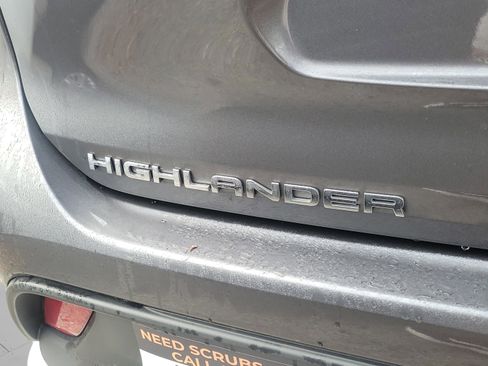 Used 2025 Toyota Highlander XSE image 21