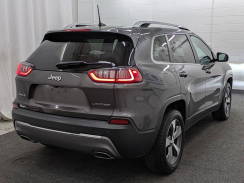 Used 2021 Jeep Cherokee Limited image 2