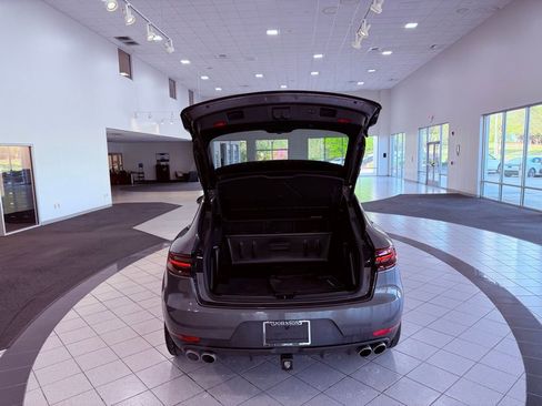 Used 2016 Porsche Macan S image 15