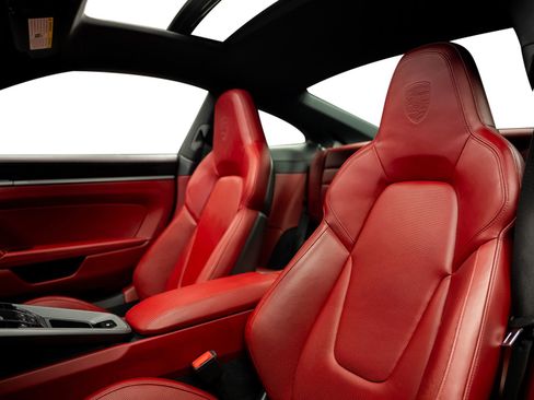 Used 2020 Porsche 911 Carrera S image 32