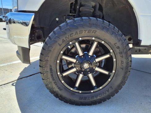 Used 2019 Ford F250 XLT AWD/4WD image 9