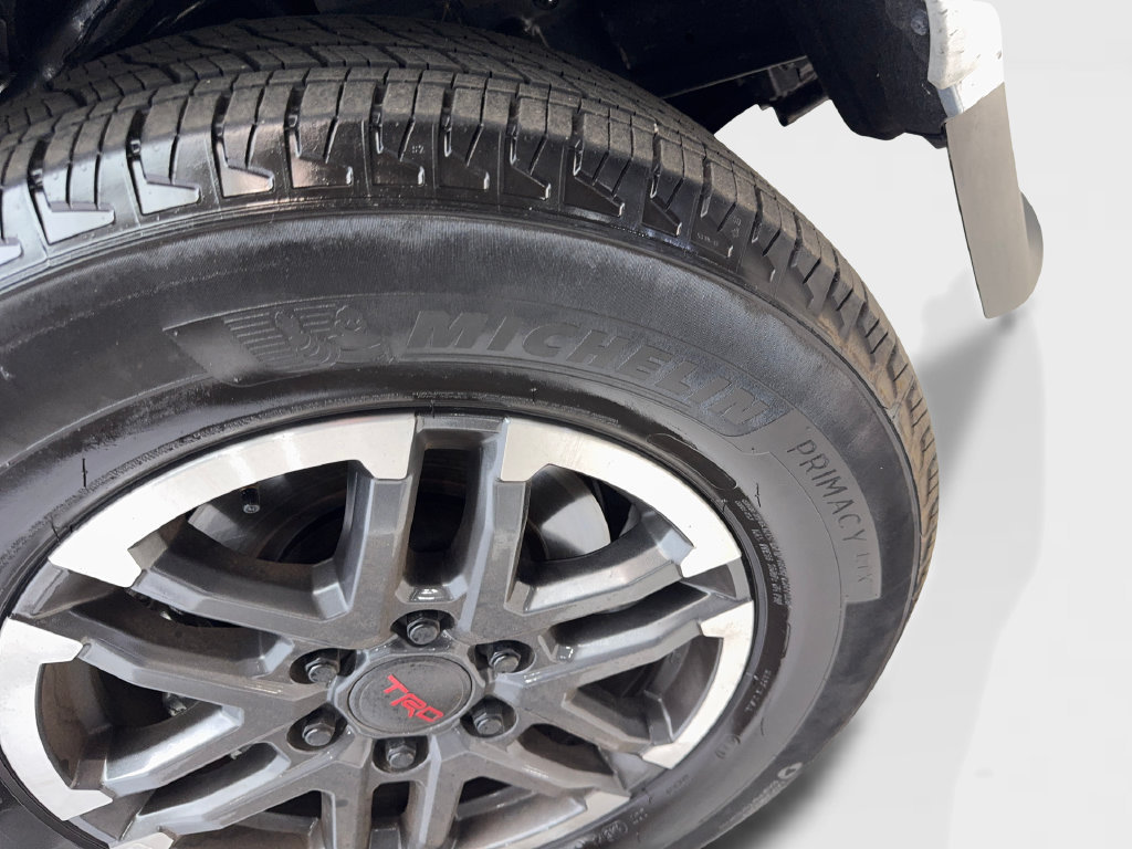Used 2025 Toyota Tacoma TRD Sport AWD/4WD image 83