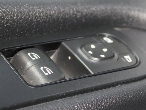 Used 2019 Mercedes-Benz Sprinter 144 Cargo image 12