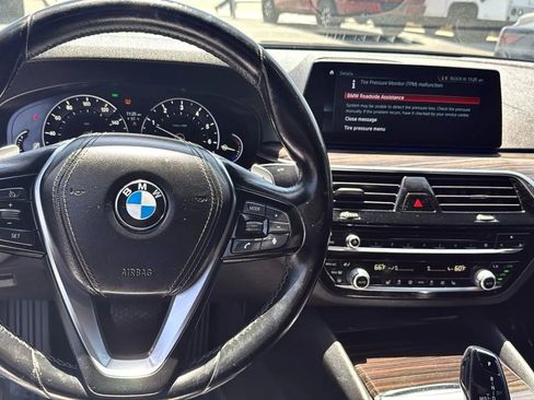Used 2018 BMW 530i RWD image 20