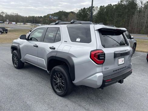 New 2025 Toyota 4Runner SR5 image 3