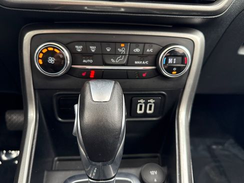 Used 2018 Ford EcoSport SE w/ SE Convenience Package image 22