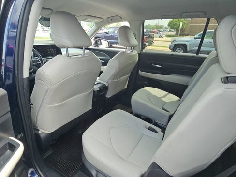 Certified 2024 Toyota Grand Highlander AWD image 27