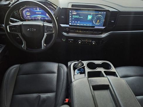 Used 2024 Chevrolet Silverado 2500 LT w/ Midnight Edition image 22