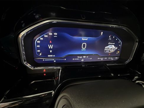 Used 2024 Chevrolet Silverado 1500 RST image 20