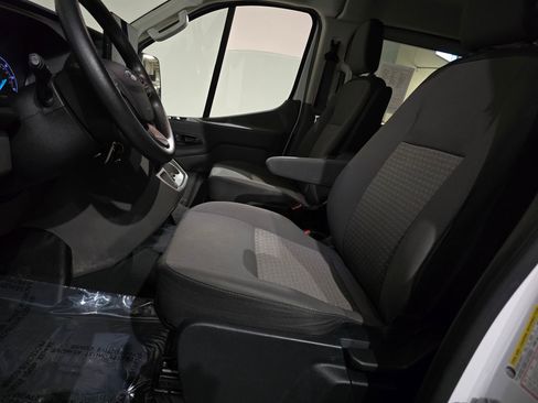 Used 2023 Ford Transit 350 XLT image 26