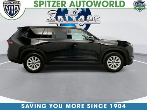 Used 2025 Toyota Grand Highlander AWD image 11