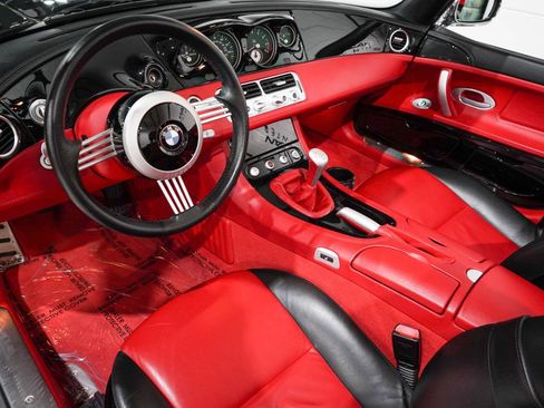 Used 2001 BMW Z8 image 2