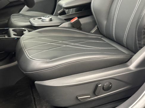 New 2024 Ford Mustang Mach-E Select w/ Comfort Package Lite image 16