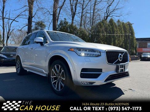 Used 2018 Volvo XC90 T6 Momentum w/ Convenience Package image 6