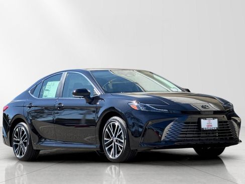 New 2026 Toyota Camry XLE AWD/4WD image 1