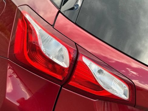 Used 2019 Chevrolet Equinox LT AWD/4WD image 22