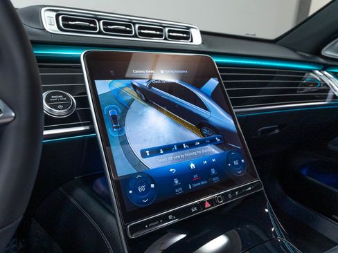 Used 2024 Mercedes-Benz S 580 4MATIC Sedan image 75
