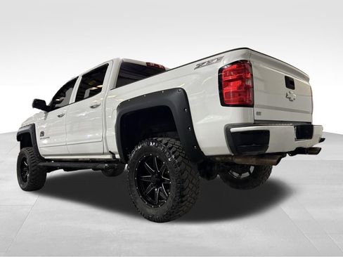 Used 2018 Chevrolet Silverado 1500 LT w/ All Star Edition image 13