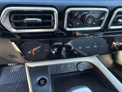 New 2026 Nissan Sentra SL w/ Floor Mat Package FWD image 14