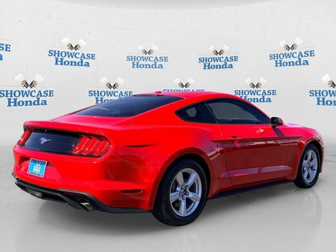 Used 2019 Ford Mustang image 7