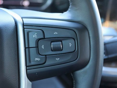 Used 2025 GMC Sierra 2500 SLE w/ SLE Value Package; image 29