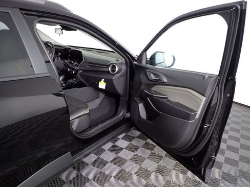 New 2026 Chevrolet Trax ACTIV w/ Sunroof Package image 30