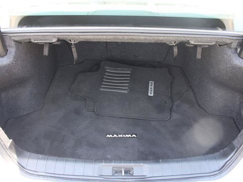 Used 2023 Nissan Maxima SR w/ Sport Mat Group FWD image 22