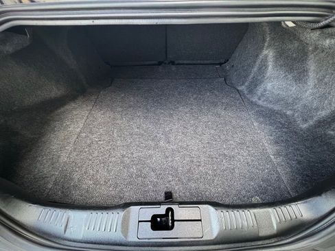 Used 2018 Ford Mustang GT image 20