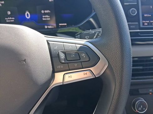 Used 2022 Volkswagen Taos S FWD image 17