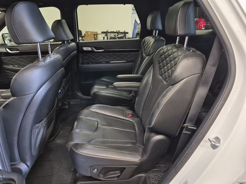 Used 2020 Hyundai Palisade Limited FWD image 16