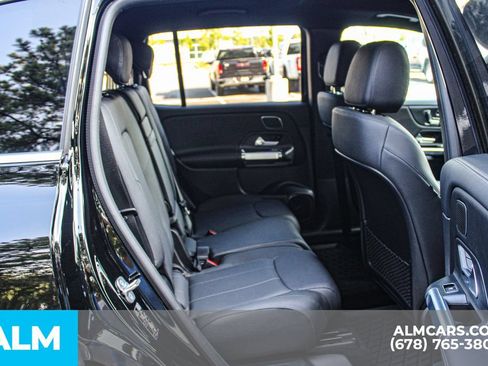 Used 2024 Mercedes-Benz GLB 250 4MATIC image 19