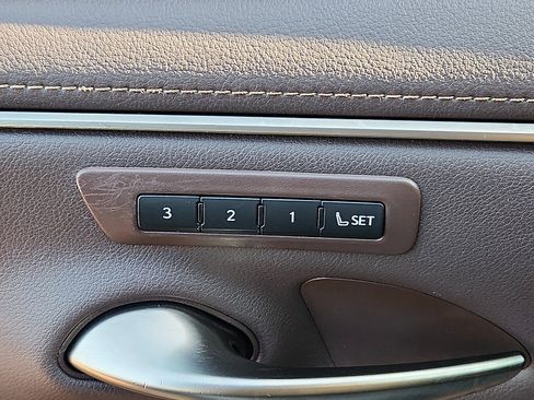 Certified 2020 Lexus ES 350 w/ Premium Package image 27