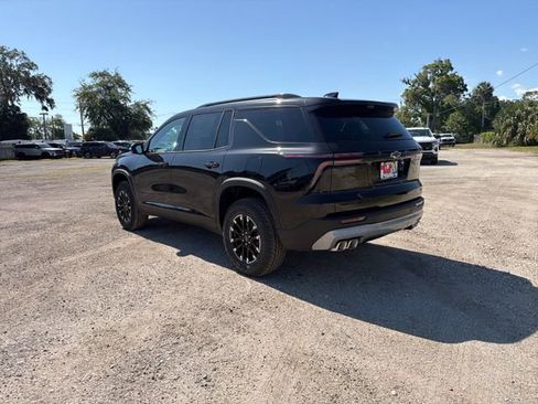 New 2026 Chevrolet Traverse Z71 w/ Driver Confidence Package AWD/4WD image 9