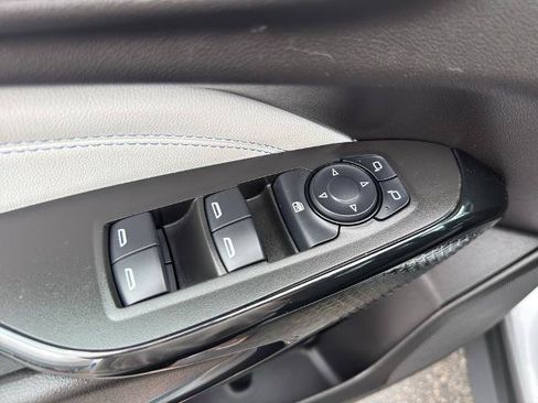 Used 2024 Chevrolet Trax LT w/ Driver Confidence Package FWD image 12