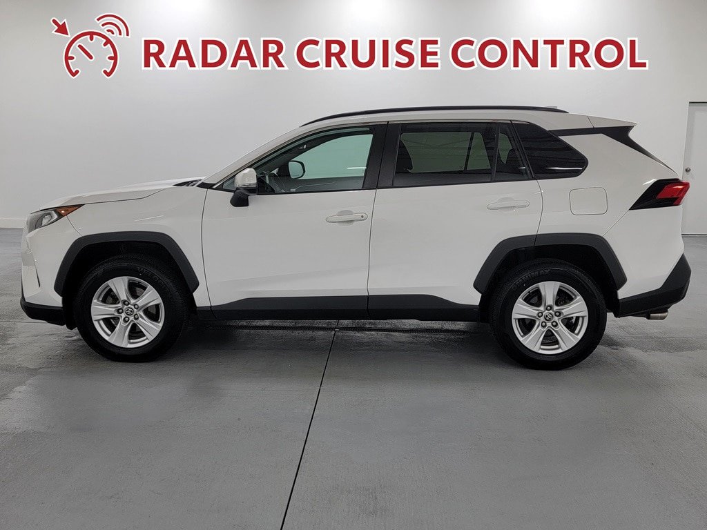 Used 2021 Toyota RAV4 XLE FWD image 5